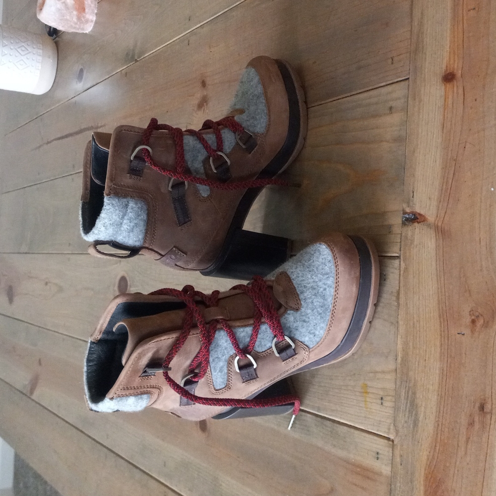 Sorel Blake™ Leather Heeled Ankle Boot